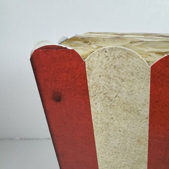 Spirit Halloween Killer Klowns from Outer Space Store Display Large Popcorn Box - Picture 12 of 13